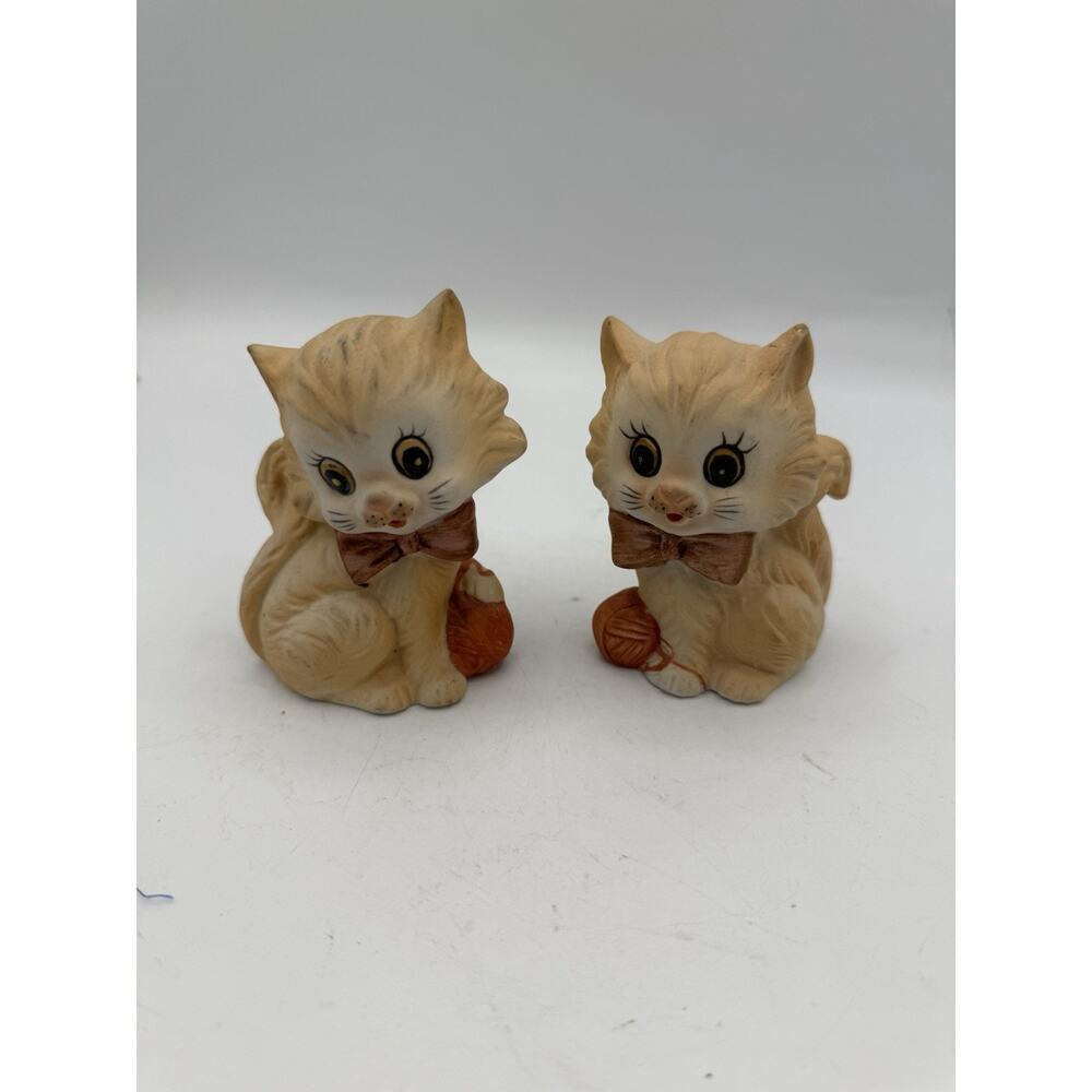 Vintage Japan Ceramic Kitten Figurines – Orange Cats with Yarn Balls & Bows – 4”